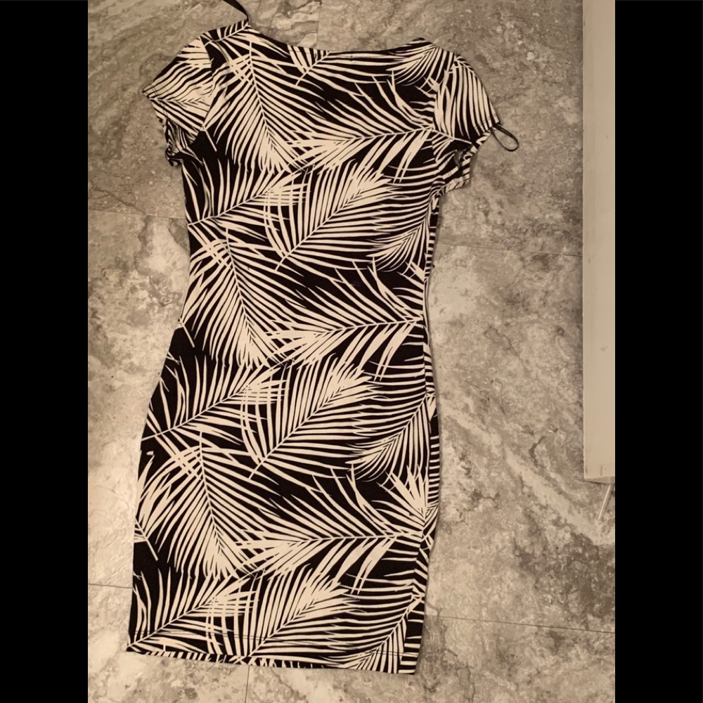 Forever 21 Black and Cream Mini Dress